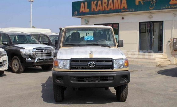 Buy Import Toyota Land Cruiser Beige Car in Import - Dubai in Harare Buy Import Toyota Land Cruiser Beige Car in Import - Dubai in Harare