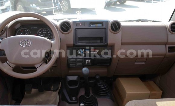 Buy Import Toyota Land Cruiser Beige Car in Import - Dubai in Harare Buy Import Toyota Land Cruiser Beige Car in Import - Dubai in Harare