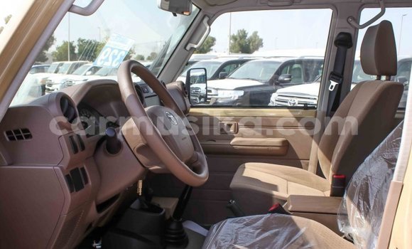 Buy Import Toyota Land Cruiser Beige Car in Import - Dubai in Harare Buy Import Toyota Land Cruiser Beige Car in Import - Dubai in Harare