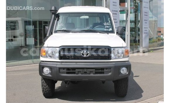 Buy Import Toyota Land Cruiser White Car in Import - Dubai in Harare Buy Import Toyota Land Cruiser White Car in Import - Dubai in Harare