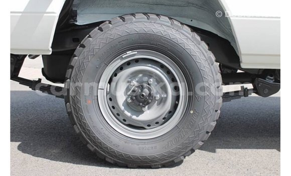 Buy Import Toyota Land Cruiser White Car in Import - Dubai in Harare Buy Import Toyota Land Cruiser White Car in Import - Dubai in Harare