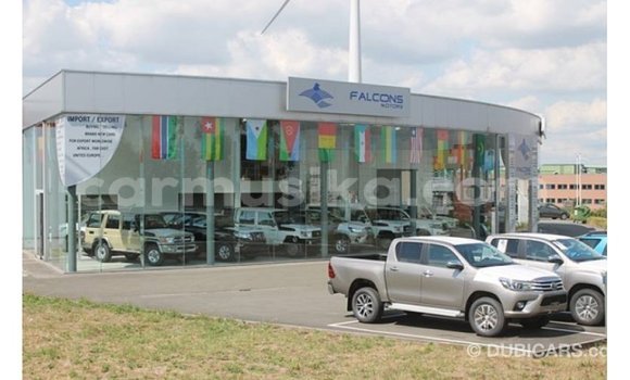 Buy Import Toyota Land Cruiser White Car in Import - Dubai in Harare Buy Import Toyota Land Cruiser White Car in Import - Dubai in Harare