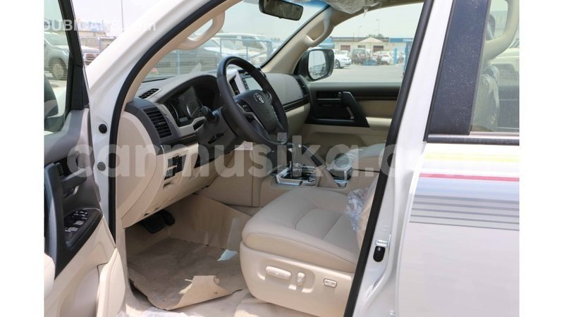 Big with watermark toyota land cruiser harare import dubai 12485