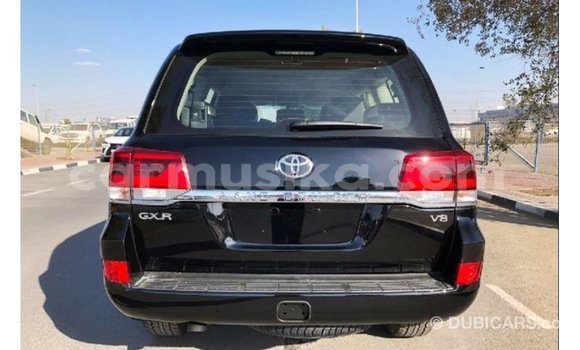 Acheter Import Voiture Toyota Land Cruiser Noir à Import - Dubai, Harare Acheter Import Voiture Toyota Land Cruiser Noir à Import - Dubai, Harare