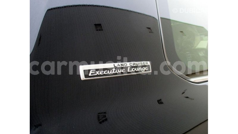 Big with watermark toyota land cruiser harare import dubai 12511