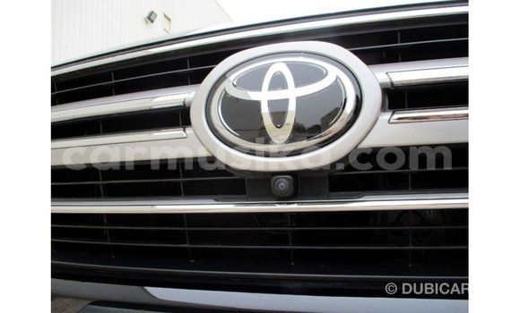 Acheter Import Voiture Toyota Land Cruiser Noir à Import - Dubai, Harare Acheter Import Voiture Toyota Land Cruiser Noir à Import - Dubai, Harare