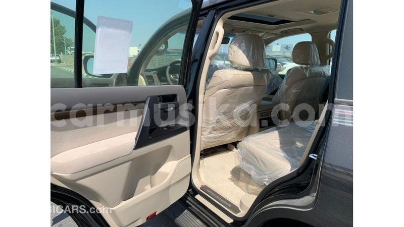 Big with watermark toyota land cruiser harare import dubai 12523