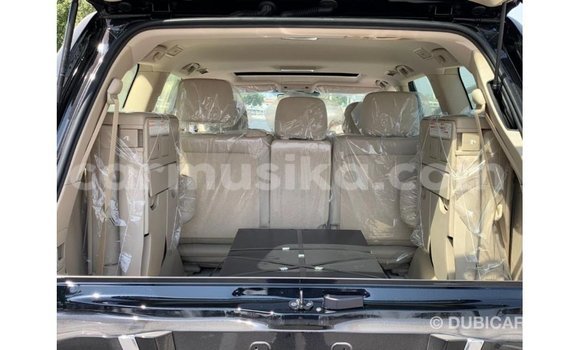 Acheter Import Voiture Toyota Land Cruiser Noir à Import - Dubai, Harare Acheter Import Voiture Toyota Land Cruiser Noir à Import - Dubai, Harare