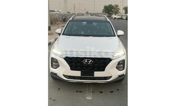 Acheter Import Voiture Hyundai Santa Fe Blanc à Import - Dubai, Harare Acheter Import Voiture Hyundai Santa Fe Blanc à Import - Dubai, Harare