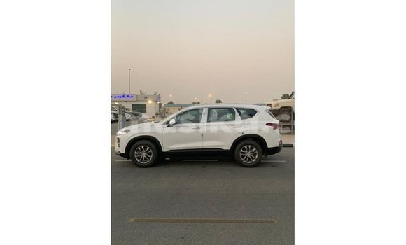 Acheter Import Voiture Hyundai Santa Fe Blanc à Import - Dubai, Harare Acheter Import Voiture Hyundai Santa Fe Blanc à Import - Dubai, Harare