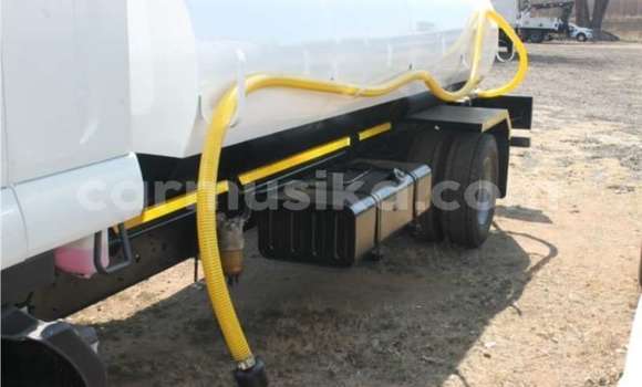 Acheter Occasion Utilitaire Isuzu FTR 850 Blanc à Beitbridge, Matabeleland South Acheter Occasion Utilitaire Isuzu FTR 850 Blanc à Beitbridge, Matabeleland South