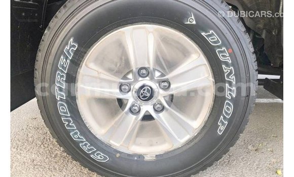 Tenga Imported Toyota Land Cruiser Nhema Mota in Import - Dubai in Harare Tenga Imported Toyota Land Cruiser Nhema Mota in Import - Dubai in Harare