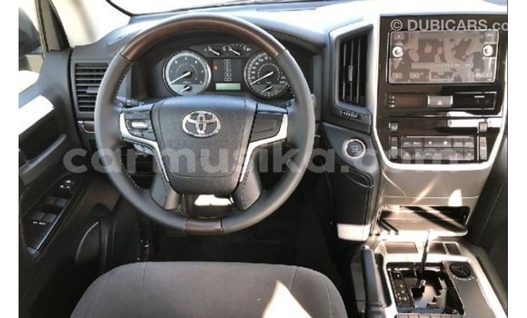 Acheter Import Voiture Toyota Land Cruiser Noir à Import - Dubai, Harare Acheter Import Voiture Toyota Land Cruiser Noir à Import - Dubai, Harare