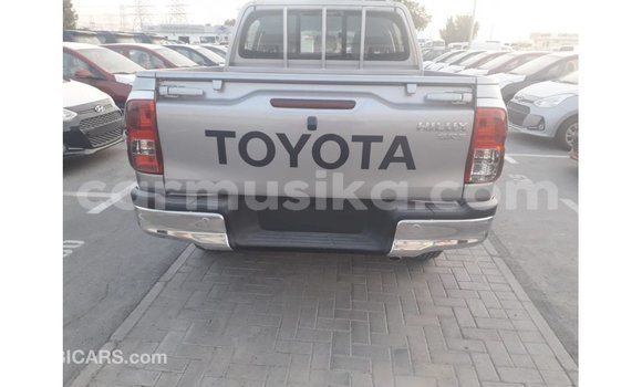 Acheter Import Voiture Toyota Hilux Autre à Import - Dubai, Harare Acheter Import Voiture Toyota Hilux Autre à Import - Dubai, Harare