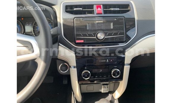 Nunua Imported Toyota Rush Nyingine Gari ndani ya Import - Dubai nchini Harare Nunua Imported Toyota Rush Nyingine Gari ndani ya Import - Dubai nchini Harare