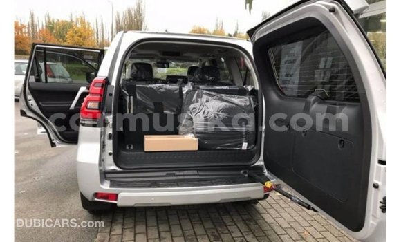 Tenga Imported Toyota Prado Zvimwe Mota in Import - Dubai in Harare Tenga Imported Toyota Prado Zvimwe Mota in Import - Dubai in Harare