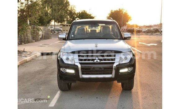 Buy Import Mitsubishi Pajero Black Car in Import - Dubai in Harare Buy Import Mitsubishi Pajero Black Car in Import - Dubai in Harare