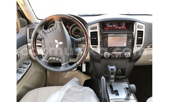 Buy Import Mitsubishi Pajero Black Car in Import - Dubai in Harare Buy Import Mitsubishi Pajero Black Car in Import - Dubai in Harare