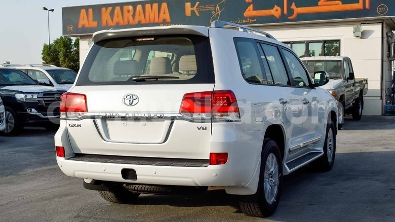 Big with watermark toyota land cruiser harare import dubai 12556