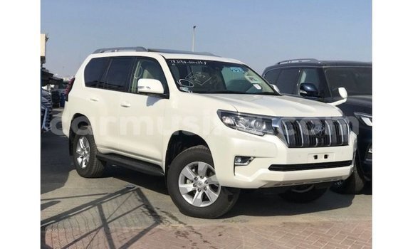 Tenga Imported Toyota Prado Chena Mota in Import - Dubai in Harare Tenga Imported Toyota Prado Chena Mota in Import - Dubai in Harare
