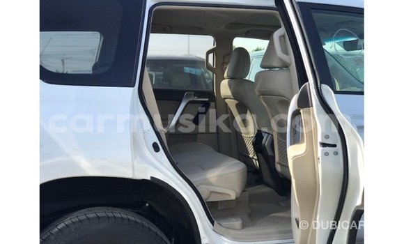 Tenga Imported Toyota Prado Chena Mota in Import - Dubai in Harare Tenga Imported Toyota Prado Chena Mota in Import - Dubai in Harare