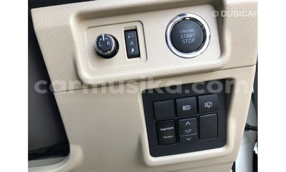 Tenga Imported Toyota Prado Chena Mota in Import - Dubai in Harare Tenga Imported Toyota Prado Chena Mota in Import - Dubai in Harare