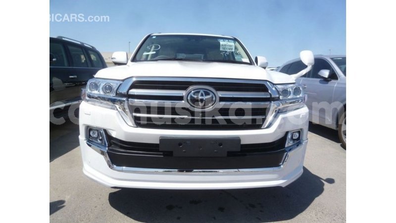 Big with watermark toyota land cruiser harare import dubai 12564