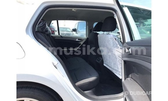Nunua Imported Volkswagen Golf Nyeupe Gari ndani ya Import - Dubai nchini Harare Nunua Imported Volkswagen Golf Nyeupe Gari ndani ya Import - Dubai nchini Harare