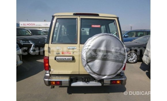 Nunua Imported Toyota Land Cruiser Beige Gari ndani ya Import - Dubai nchini Harare Nunua Imported Toyota Land Cruiser Beige Gari ndani ya Import - Dubai nchini Harare