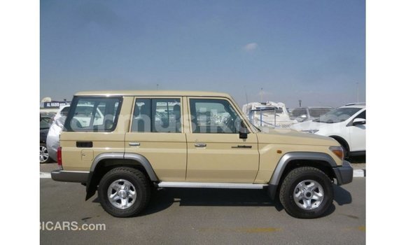 Nunua Imported Toyota Land Cruiser Beige Gari ndani ya Import - Dubai nchini Harare Nunua Imported Toyota Land Cruiser Beige Gari ndani ya Import - Dubai nchini Harare