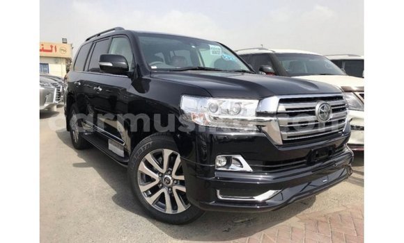 Nunua Imported Toyota Land Cruiser Nyeusi Gari ndani ya Import - Dubai nchini Harare Nunua Imported Toyota Land Cruiser Nyeusi Gari ndani ya Import - Dubai nchini Harare