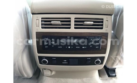 Nunua Imported Toyota Land Cruiser Nyeusi Gari ndani ya Import - Dubai nchini Harare Nunua Imported Toyota Land Cruiser Nyeusi Gari ndani ya Import - Dubai nchini Harare