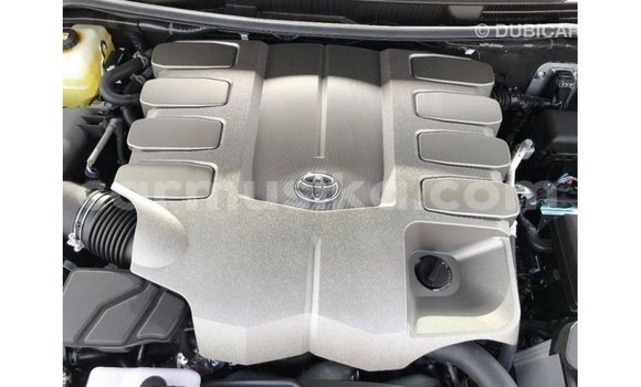 Nunua Imported Toyota Land Cruiser Nyeusi Gari ndani ya Import - Dubai nchini Harare Nunua Imported Toyota Land Cruiser Nyeusi Gari ndani ya Import - Dubai nchini Harare