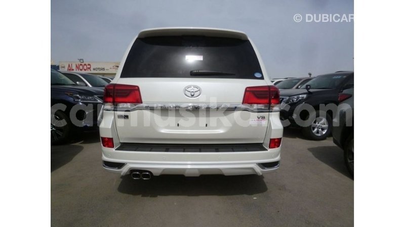 Big with watermark toyota land cruiser harare import dubai 12574