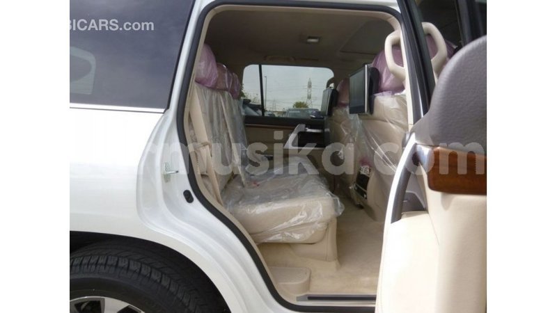 Big with watermark toyota land cruiser harare import dubai 12574