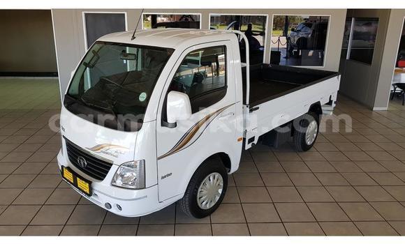 Nunua Ilio tumika Toyota LITEACE Nyeupe Lori ndani ya Beitbridge nchini Matabeleland Kusini