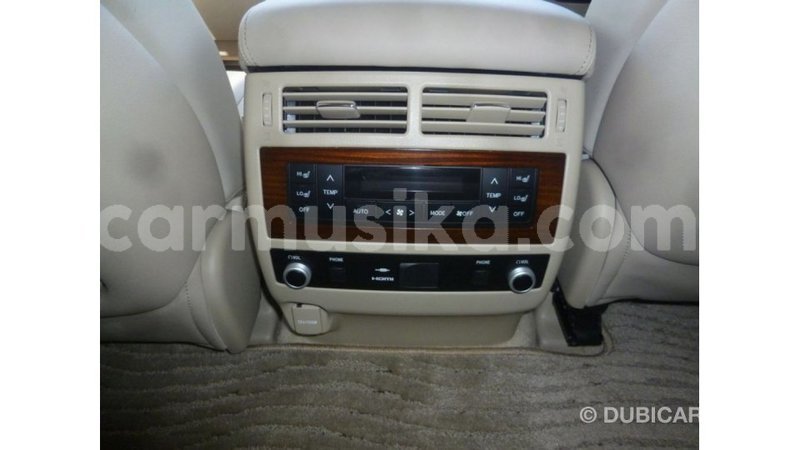 Big with watermark toyota land cruiser harare import dubai 12576