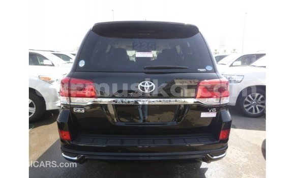 Tenga Imported Toyota Land Cruiser Nhema Mota in Import - Dubai in Harare Tenga Imported Toyota Land Cruiser Nhema Mota in Import - Dubai in Harare