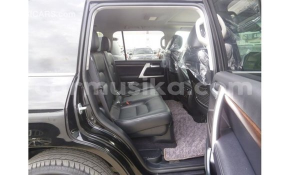 Buy Import Toyota Land Cruiser Black Car in Import - Dubai in Harare Buy Import Toyota Land Cruiser Black Car in Import - Dubai in Harare