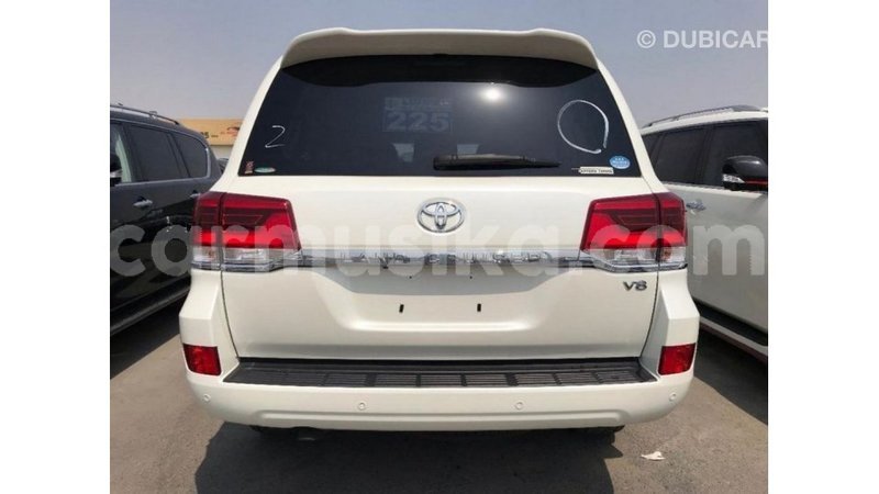 Big with watermark toyota land cruiser harare import dubai 12581