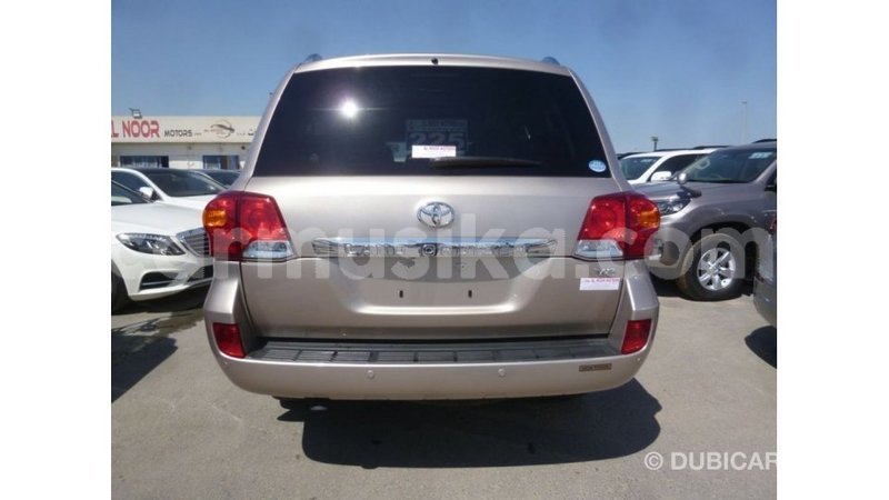 Big with watermark toyota land cruiser harare import dubai 12583