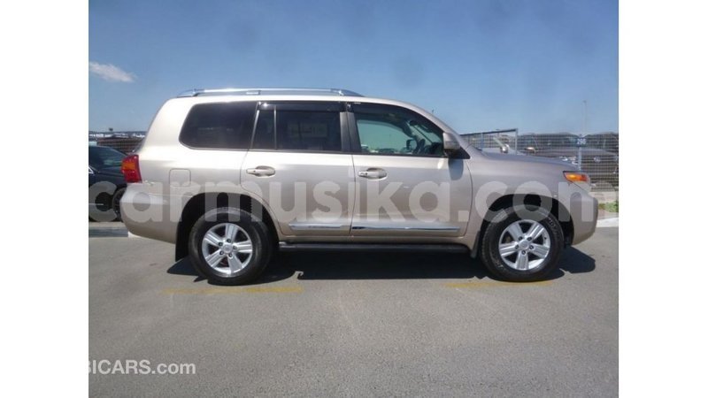 Big with watermark toyota land cruiser harare import dubai 12583