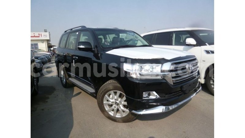 Big with watermark toyota land cruiser harare import dubai 12584