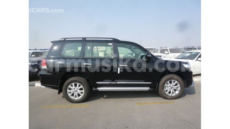 Big with watermark toyota land cruiser harare import dubai 12584