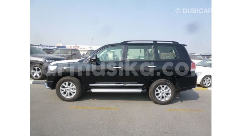 Big with watermark toyota land cruiser harare import dubai 12584