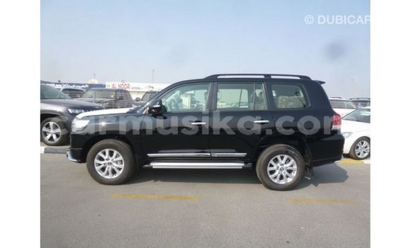Nunua Imported Toyota Land Cruiser Nyeusi Gari ndani ya Import - Dubai nchini Harare Nunua Imported Toyota Land Cruiser Nyeusi Gari ndani ya Import - Dubai nchini Harare