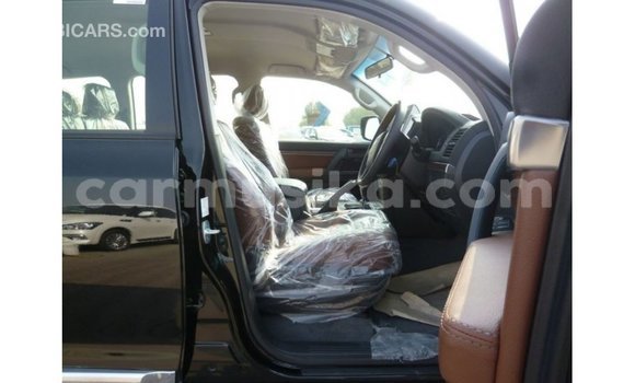 Nunua Imported Toyota Land Cruiser Nyeusi Gari ndani ya Import - Dubai nchini Harare Nunua Imported Toyota Land Cruiser Nyeusi Gari ndani ya Import - Dubai nchini Harare