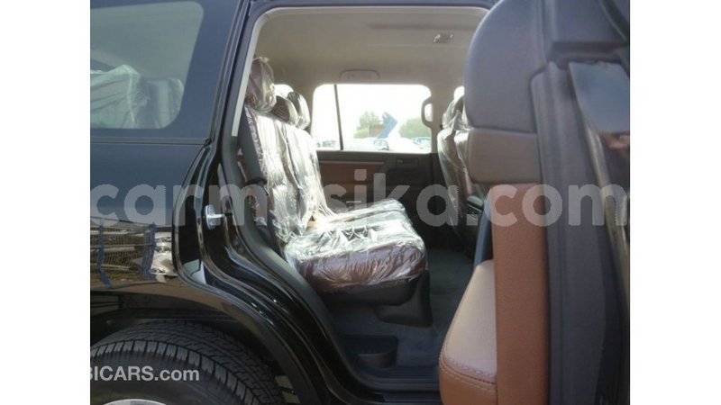 Big with watermark toyota land cruiser harare import dubai 12584