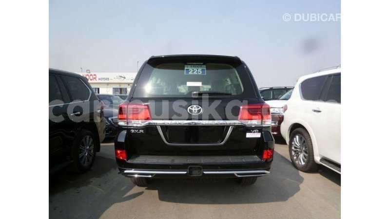 Big with watermark toyota land cruiser harare import dubai 12585