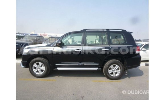 Tenga Imported Toyota Land Cruiser Nhema Mota in Import - Dubai in Harare Tenga Imported Toyota Land Cruiser Nhema Mota in Import - Dubai in Harare